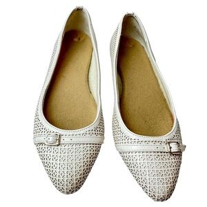 Dr.‎ Scholl's White Perforated Lace-Like Ballet Flats with Buckle Detail 6